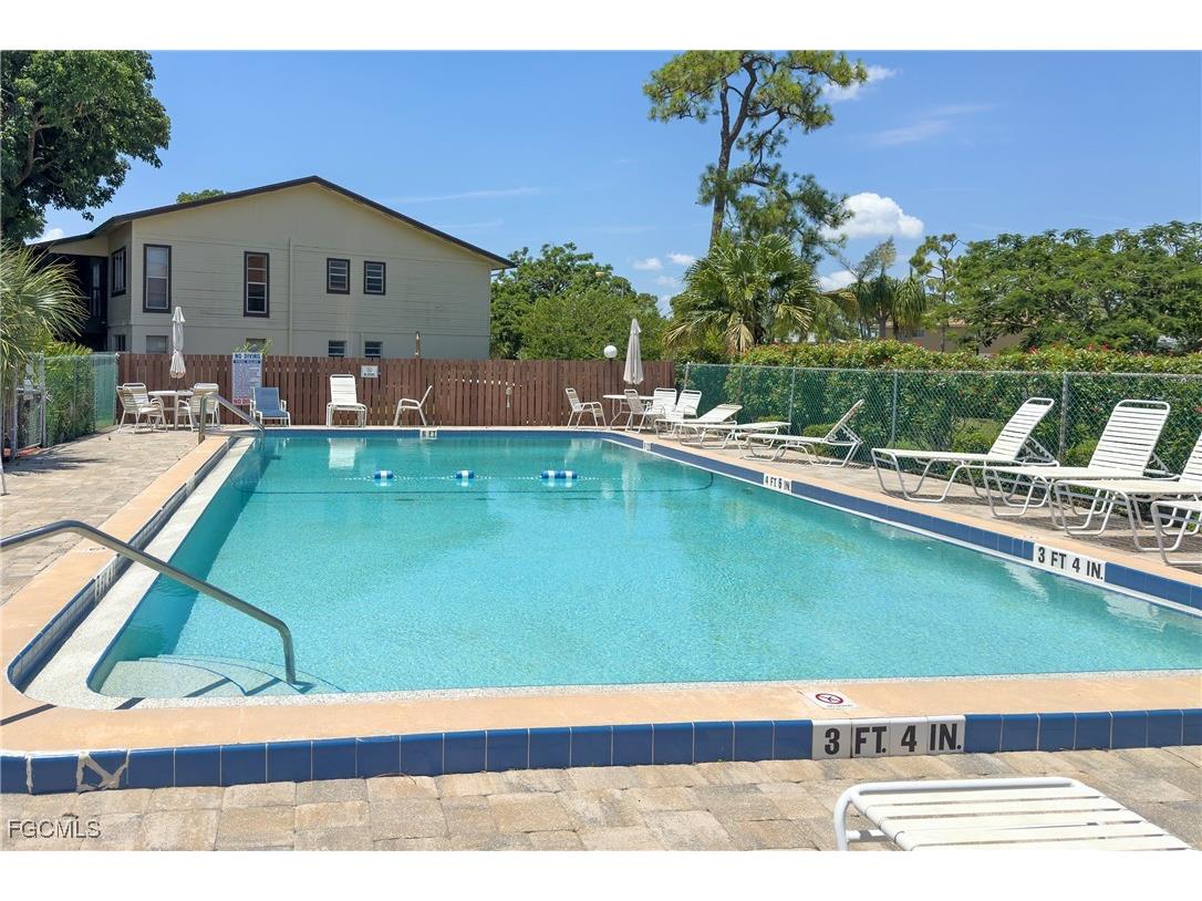 5705 Foxlake Drive #4 North Fort Myers FL 33917 2025003557 image12