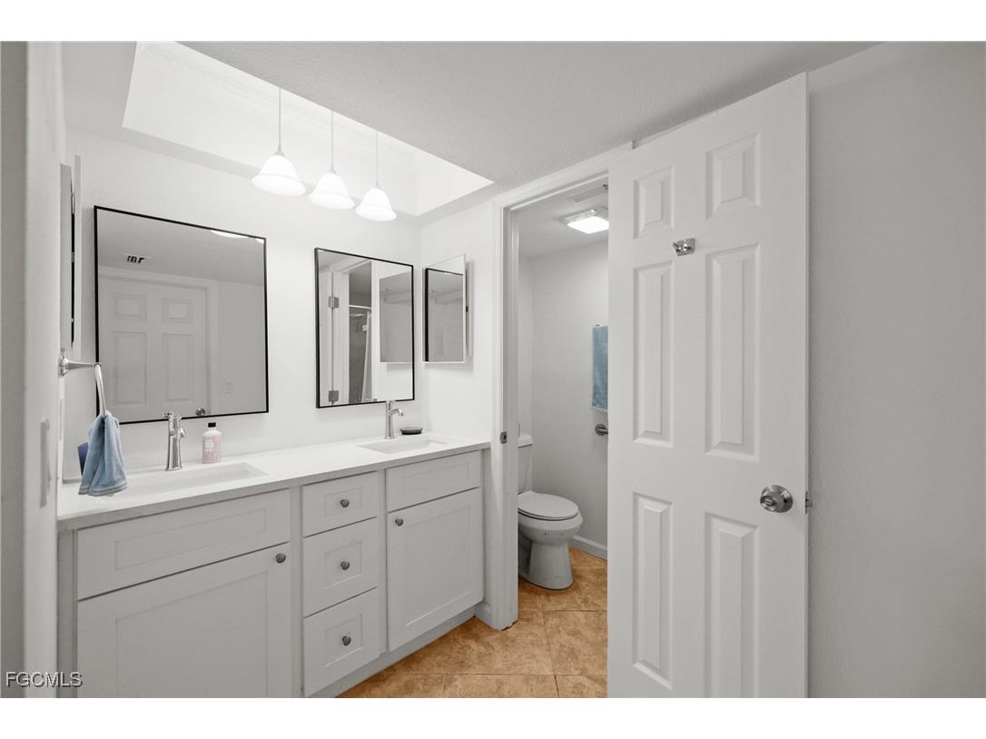 5705 Foxlake Drive #4 North Fort Myers FL 33917 2025003557 image22