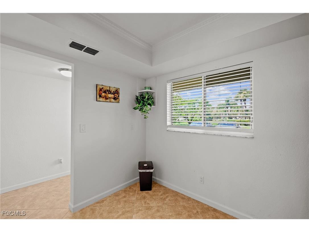 5705 Foxlake Drive #4 North Fort Myers FL 33917 2025003557 image26