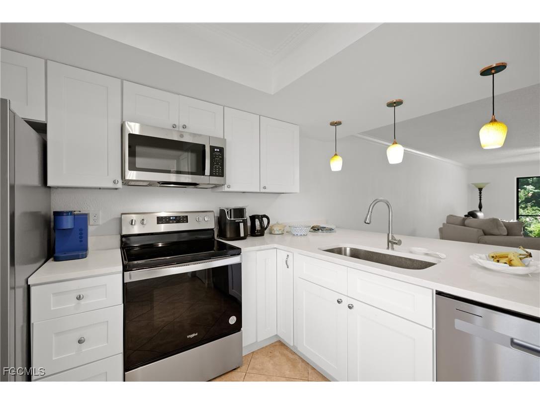 5705 Foxlake Drive #4 North Fort Myers FL 33917 2025003557 image7