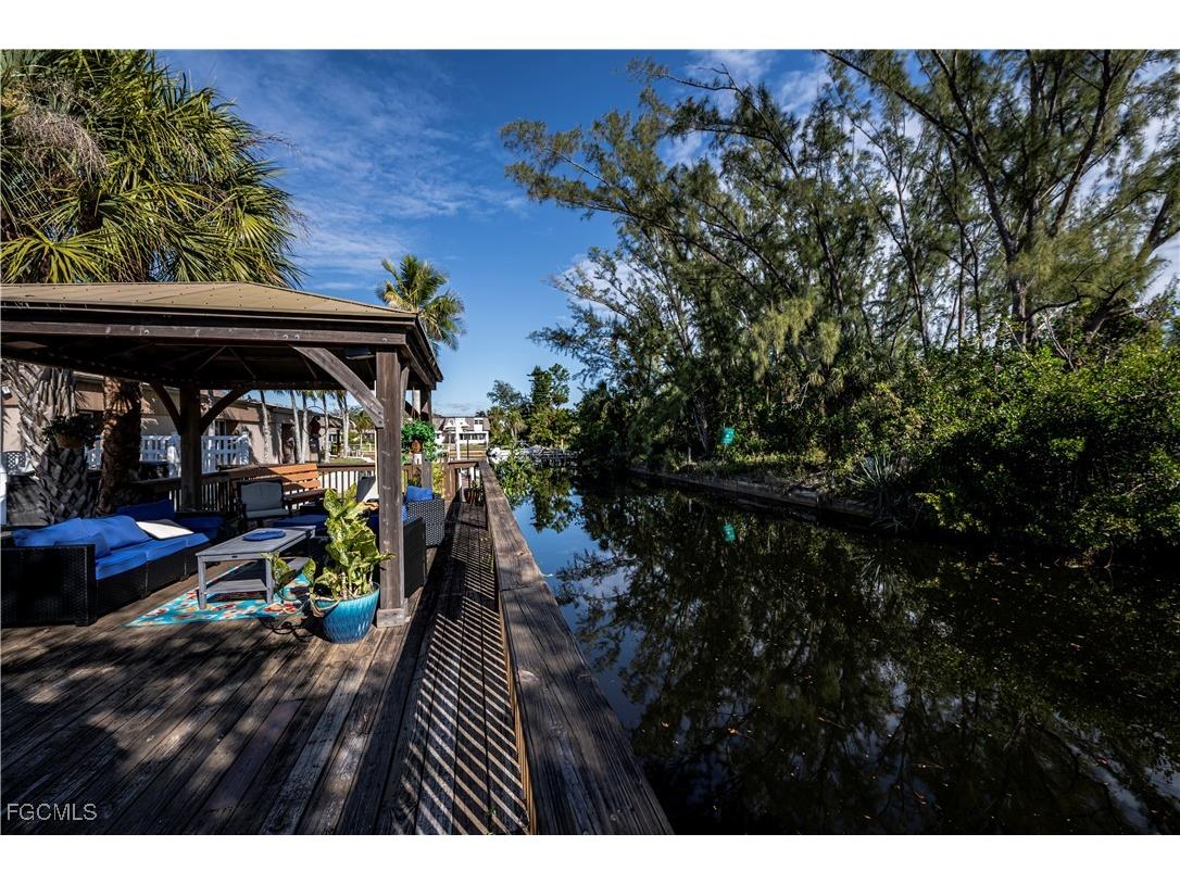 5705 Harbour Club Road Fort Myers FL 33919 2025009372 image38