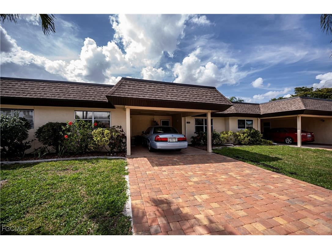 5705 Harbour Club Road Fort Myers FL 33919 2025009372 image4