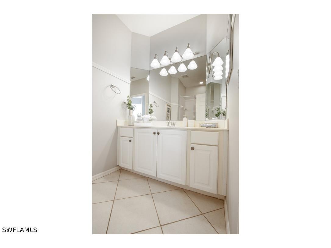 5705 Heron Lane #806 Naples FL 34110 226016590 image15