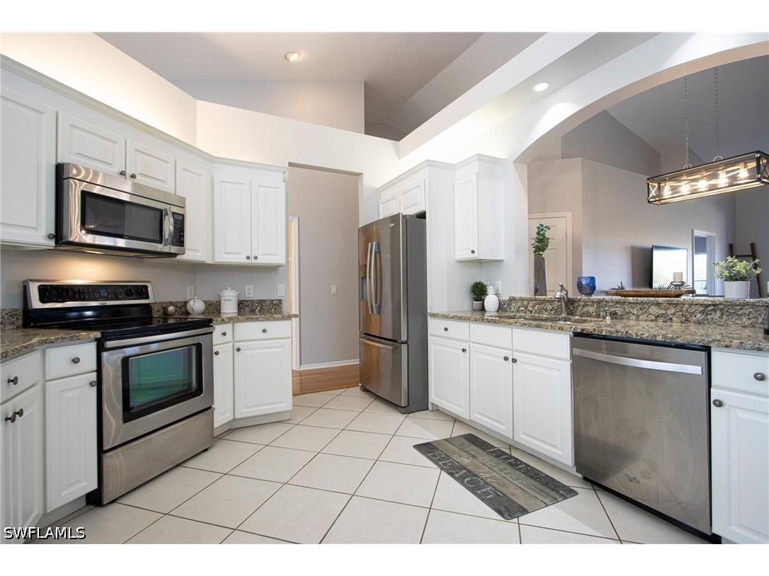 5705 Heron Lane #806 Naples FL 34110 226016590 image4