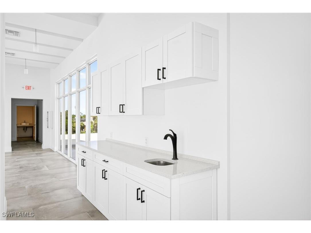 5705 Taylor Road Naples FL 34109 225065740 image18