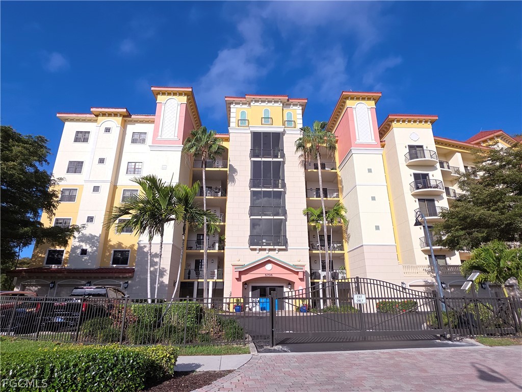 5706 Cape Harbour Drive #211 Cape Coral FL 33914 2026008421 image2