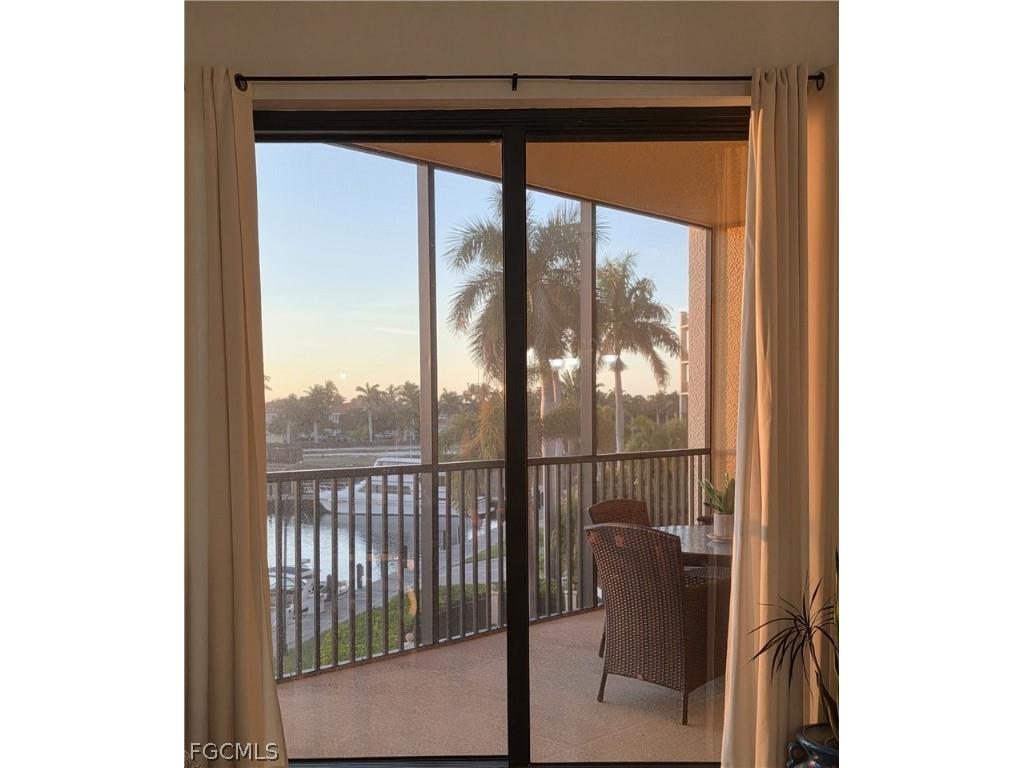 5706 Cape Harbour Drive #211 Cape Coral FL 33914 2026008421 image6