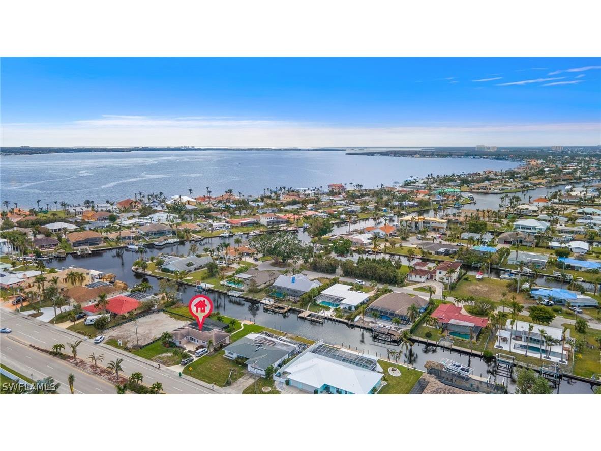 5706 Driftwood Parkway Cape Coral FL 33904 223005572 image1