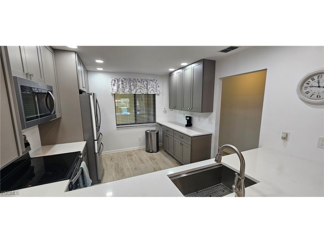 5708 Deauville Circle #J301 Naples FL 34112 2025019277 image33