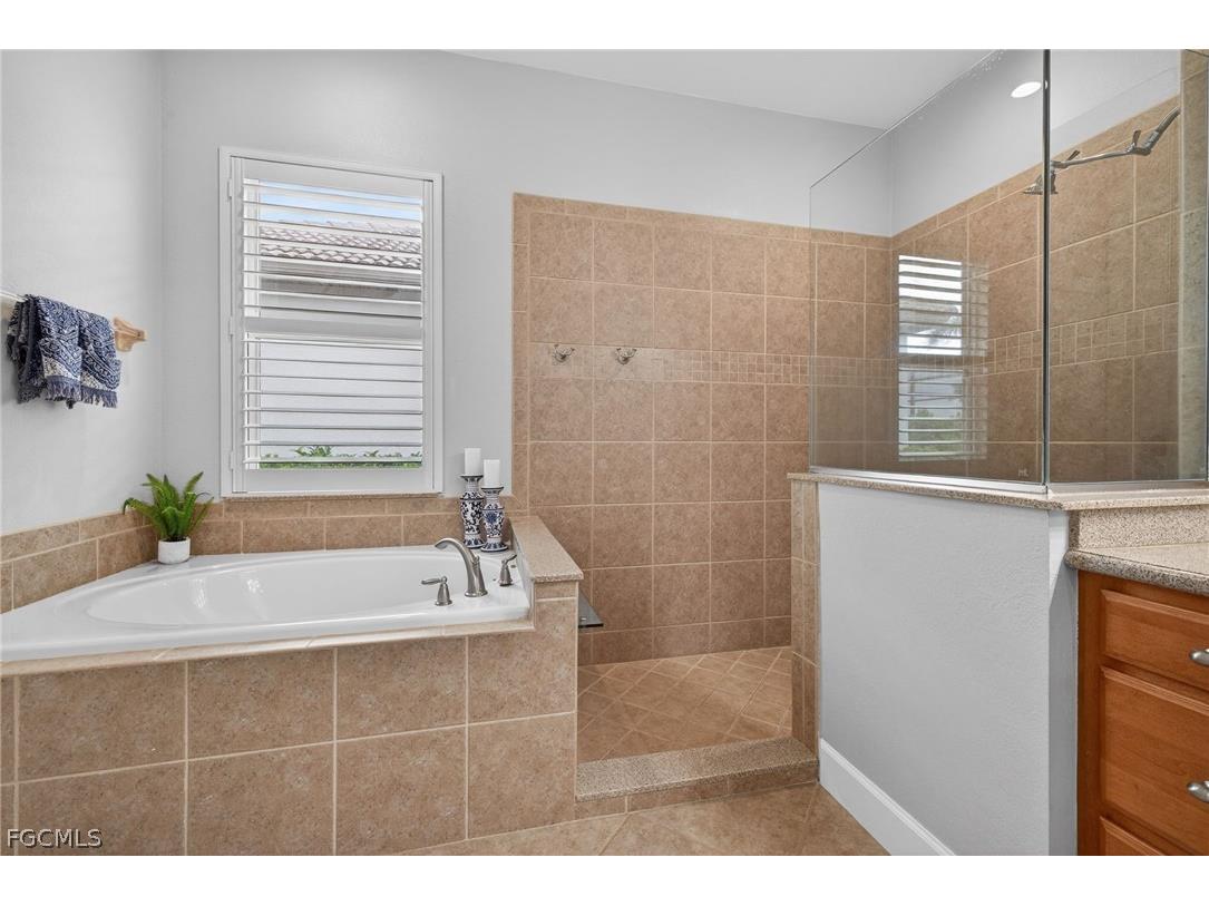 5709 Calmar Breeze Lane Fort Myers FL 33908 2026012587 image25