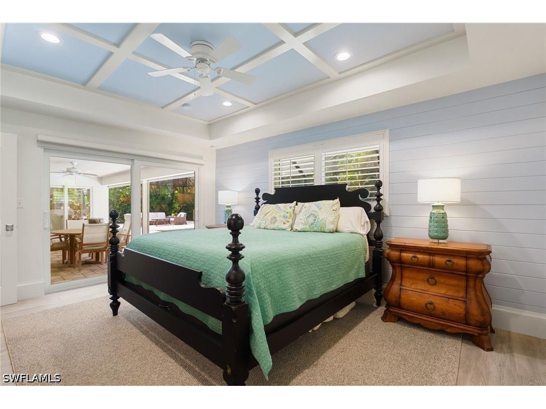 571 Neapolitan Lane Naples FL 34103 226021040 image7