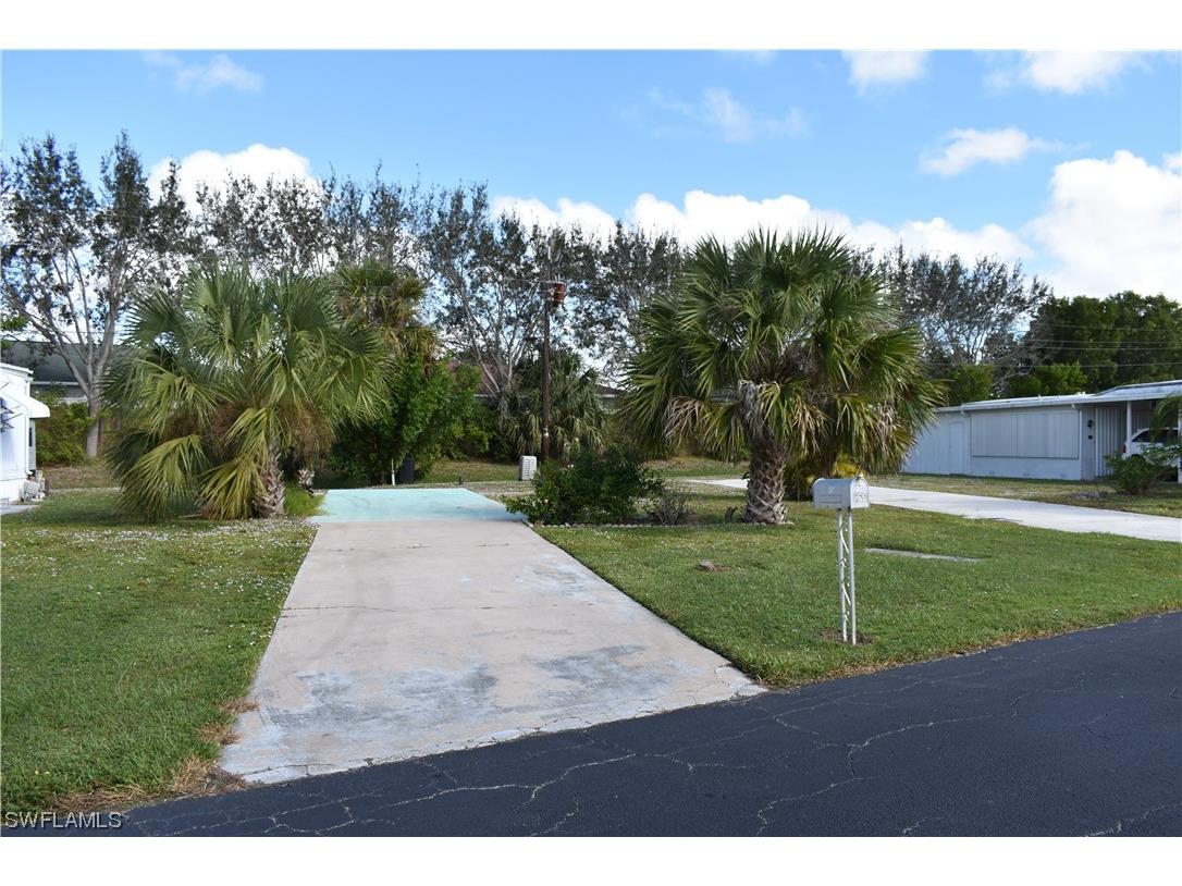571 Palm Drive Naples FL 34114 223083748 image1