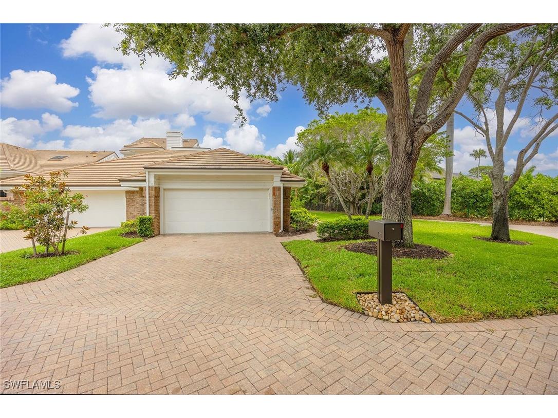 571 Park Shore Drive #G6 Naples FL 34103 225053808 image1