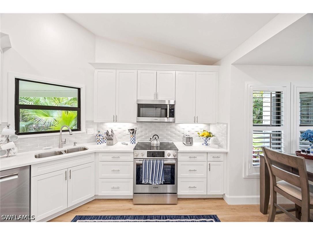571 Park Shore Drive #G6 Naples FL 34103 226022543 image14