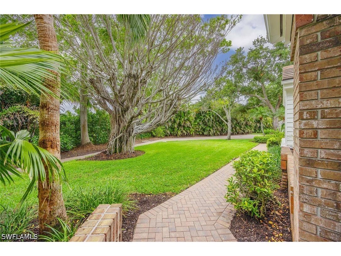 571 Park Shore Drive #G6 Naples FL 34103 226022543 image6