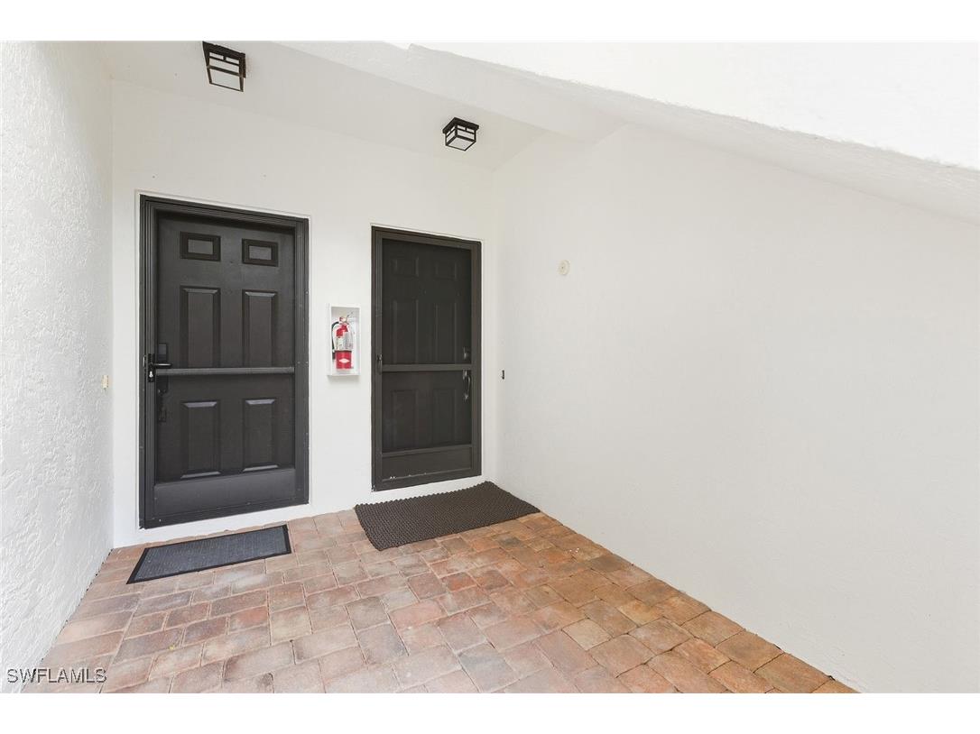 571 Serendipity Drive #571 Naples FL 34108 226004934 image32