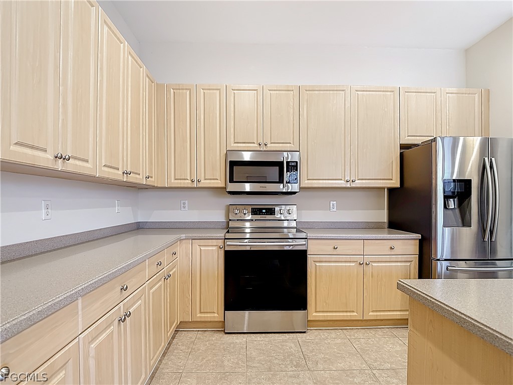 5710 Kensington Loop Fort Myers FL 33912 2026006661 image11