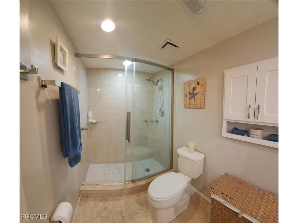 5710 Trailwinds Drive #525 Fort Myers FL 33907 2025010174 image21