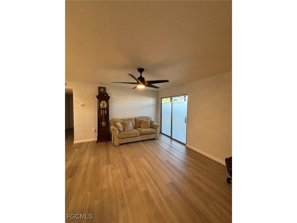 5713 Foxlake Drive #4 North Fort Myers FL 33917 2025021429 image2