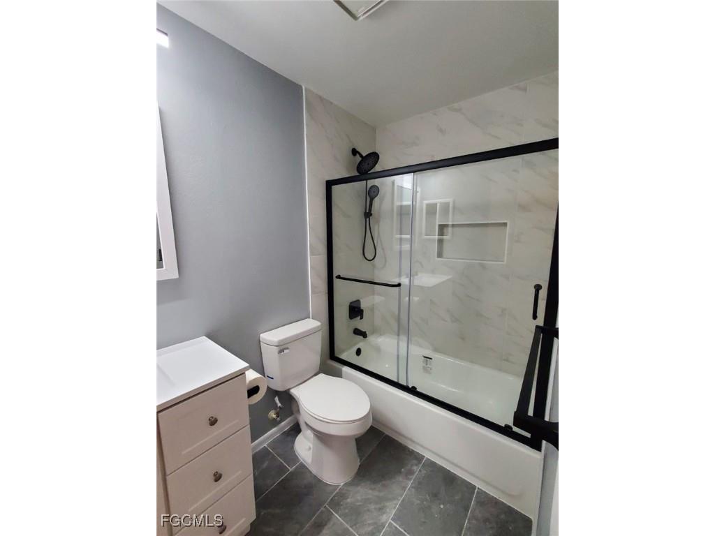 5713 Foxlake Drive #5 North Fort Myers FL 33917 2025024254 image10