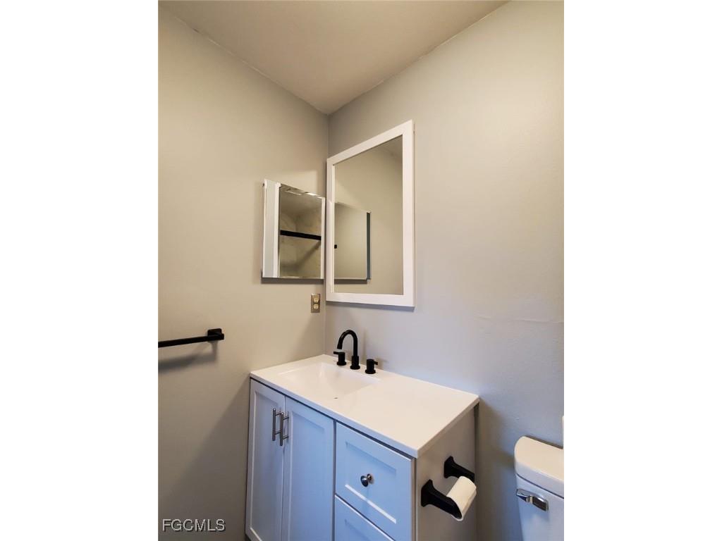 5713 Foxlake Drive #5 North Fort Myers FL 33917 2025024254 image19