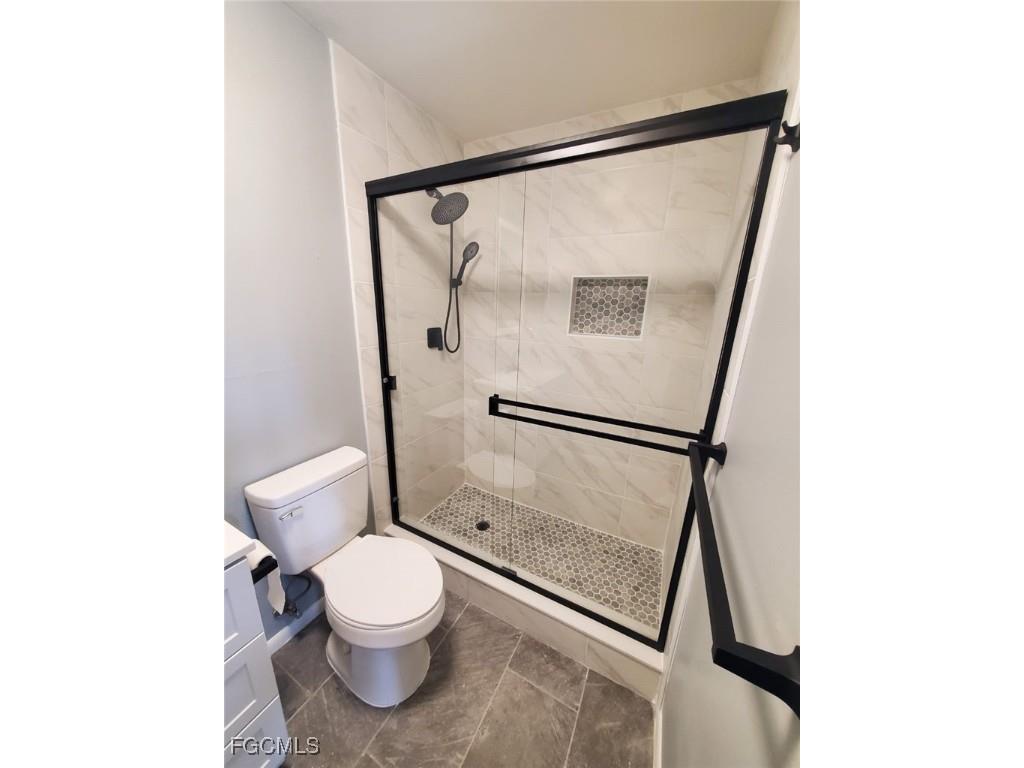 5713 Foxlake Drive #5 North Fort Myers FL 33917 2025024254 image26