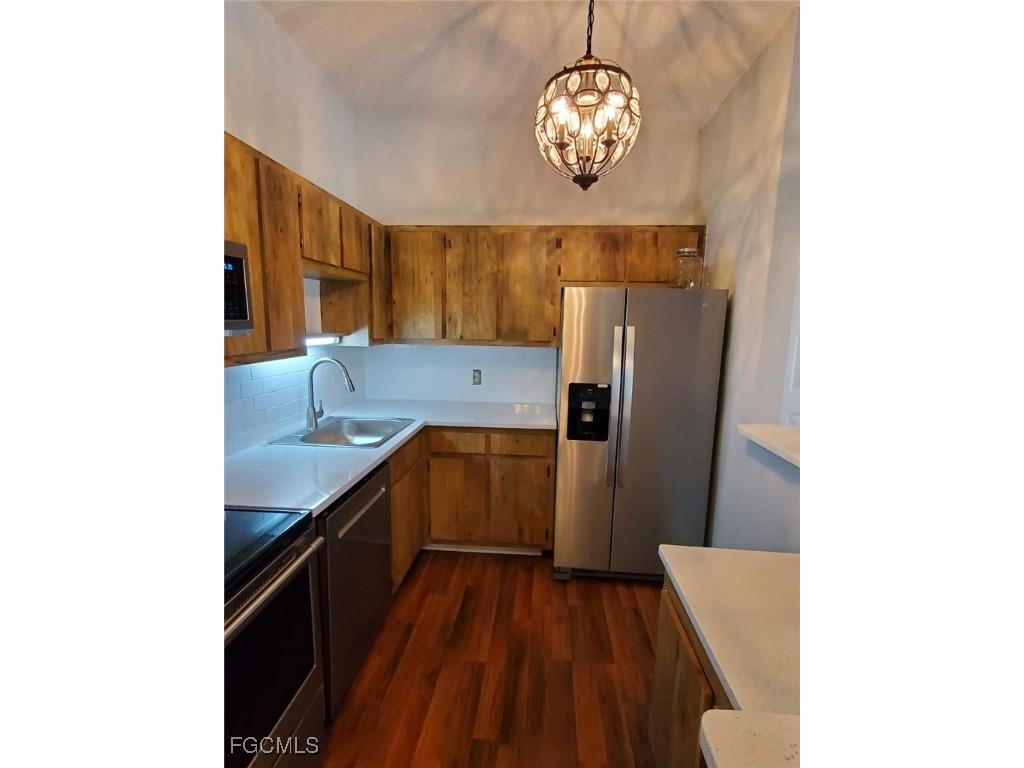 5713 Foxlake Drive #5 North Fort Myers FL 33917 2025024254 image28