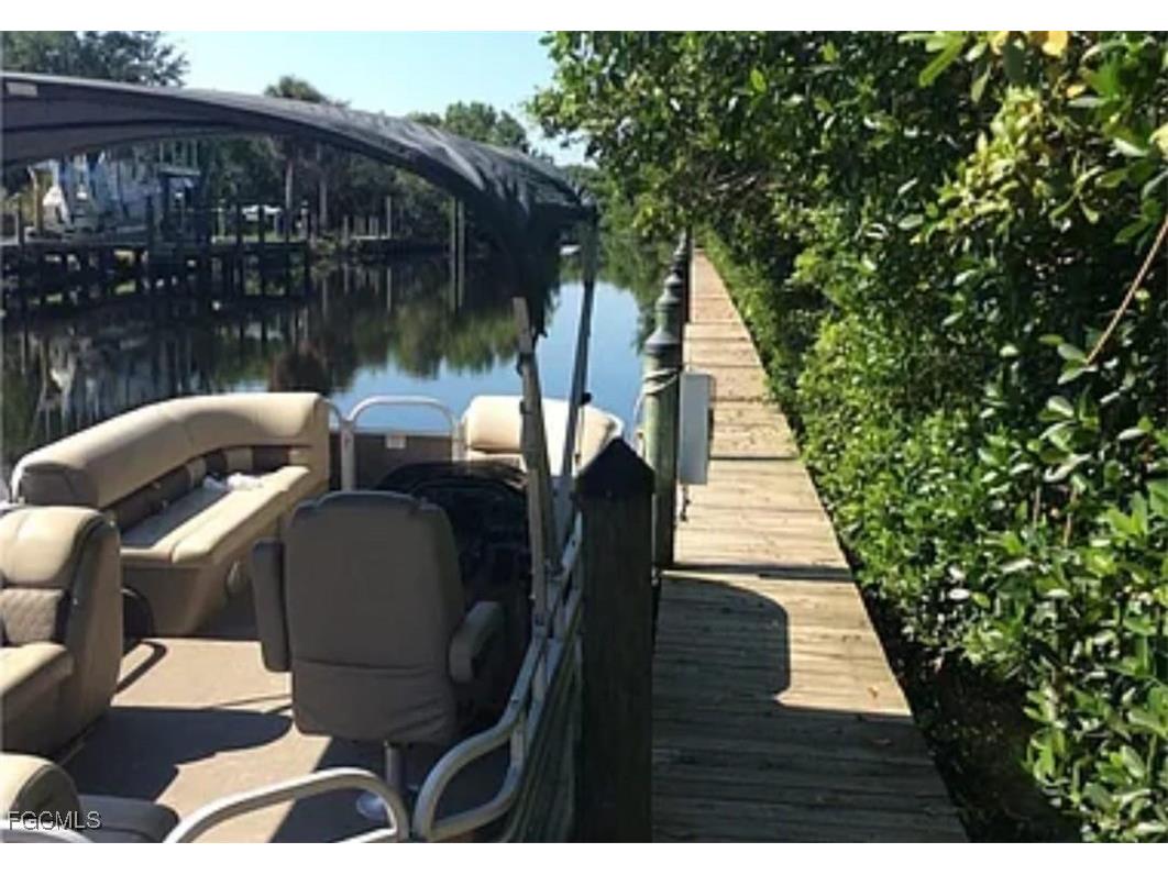 5713 Foxlake Drive #5 North Fort Myers FL 33917 2025024254 image34