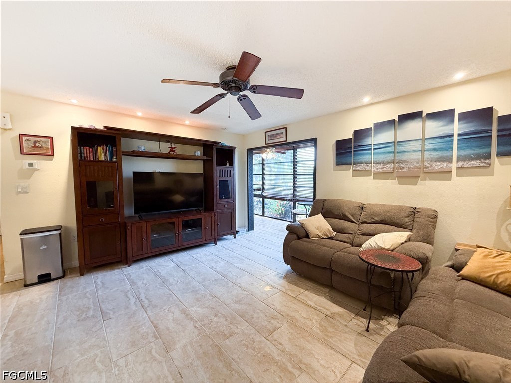 5713 Foxlake Drive North Fort Myers FL 33917 2026029089 image18