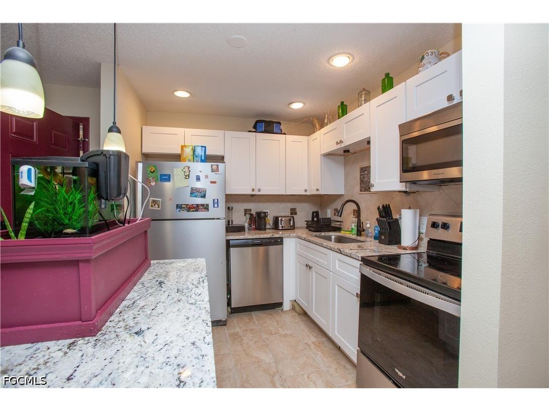 5713 Foxlake Drive North Fort Myers FL 33917 2026029089 image3