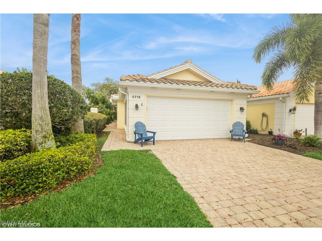 5715 Drummond Way Naples FL 34119 224021404 image1