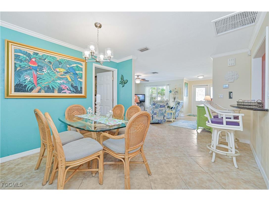 572 105th Avenue N Naples FL 34108 2025017985 image15