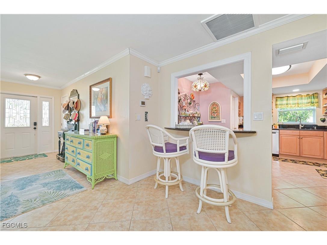 572 105th Avenue N Naples FL 34108 2025017985 image16