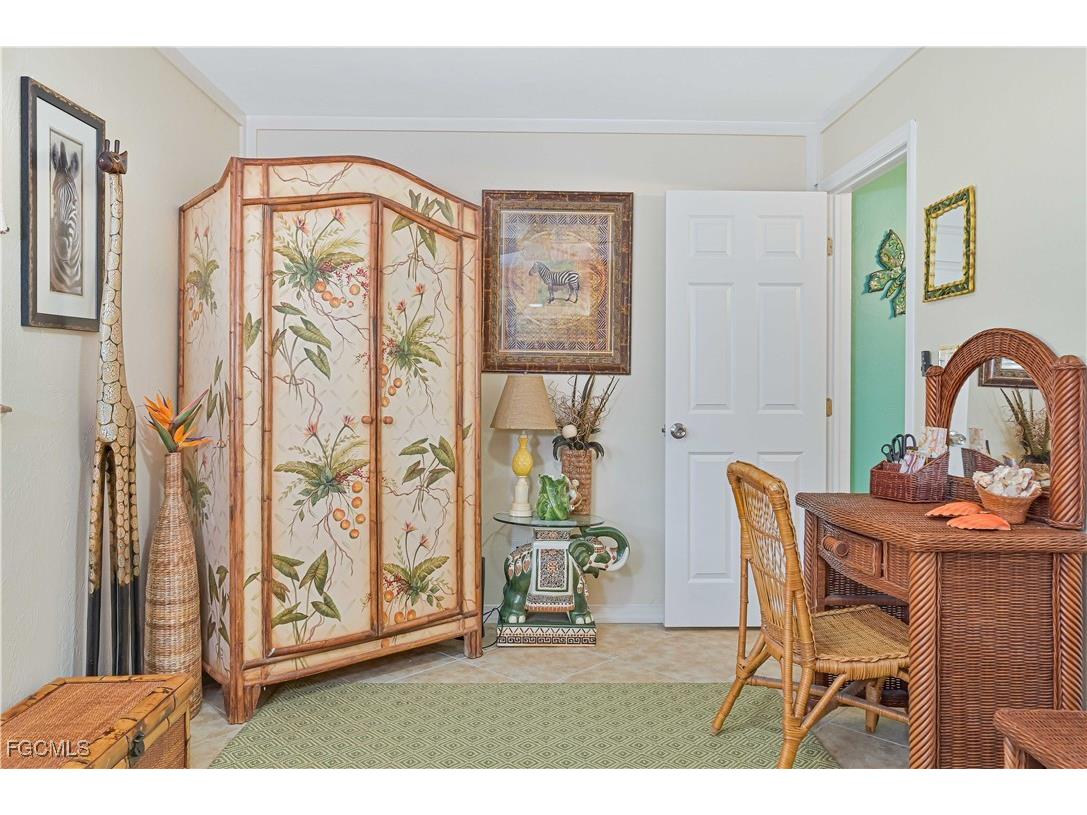 572 105th Avenue N Naples FL 34108 2025017985 image28