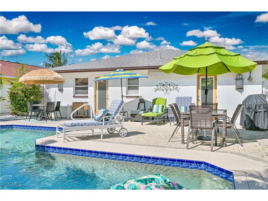 572 105th Avenue N Naples FL 34108 2025017985 image5