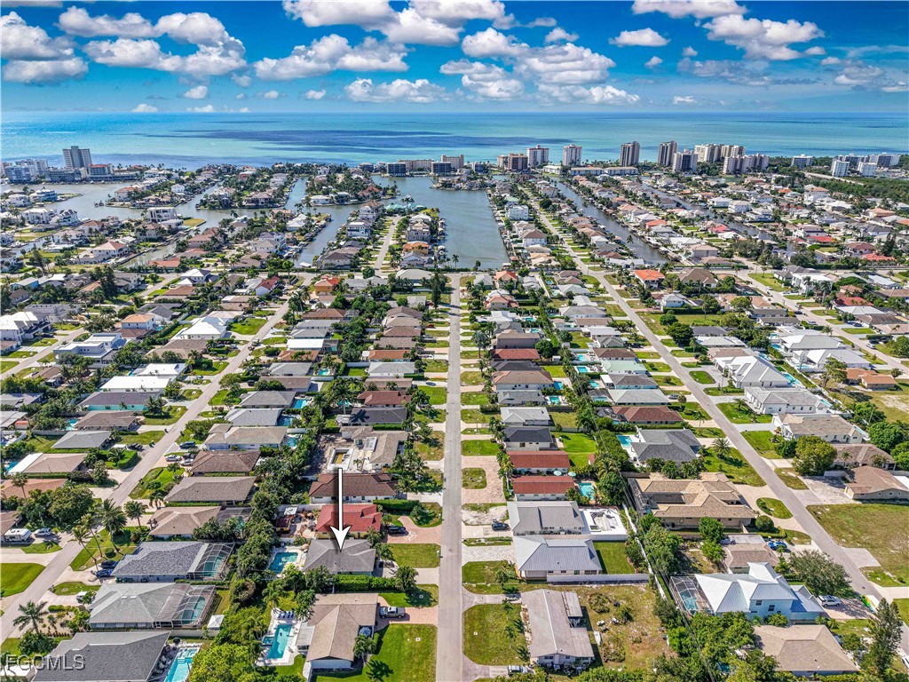 572 105th Avenue N Naples FL 34108 2025017985 image8