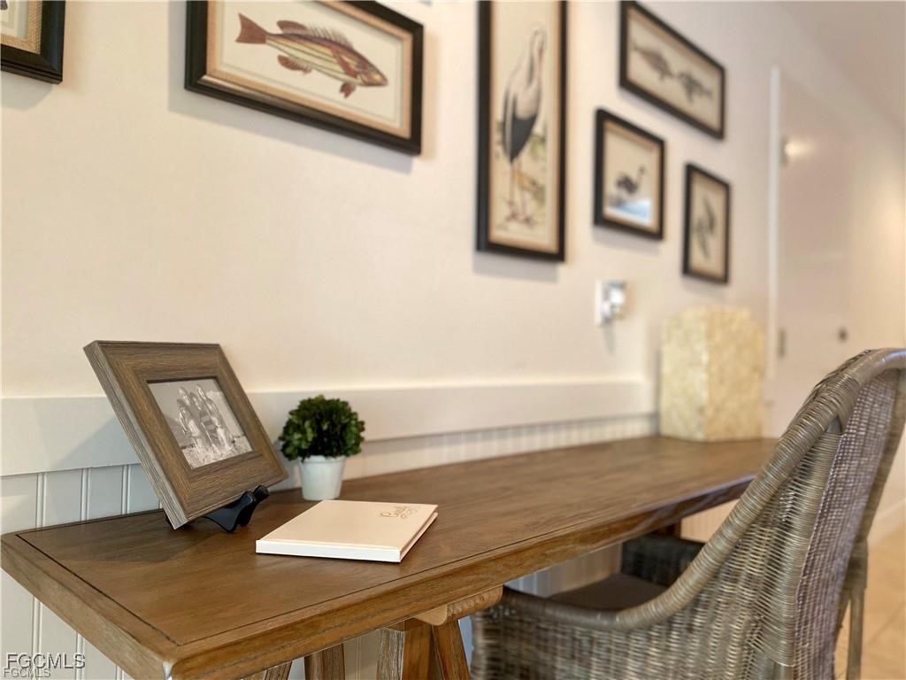 572 11th Avenue S #2 Naples FL 34102 2025016394 image19