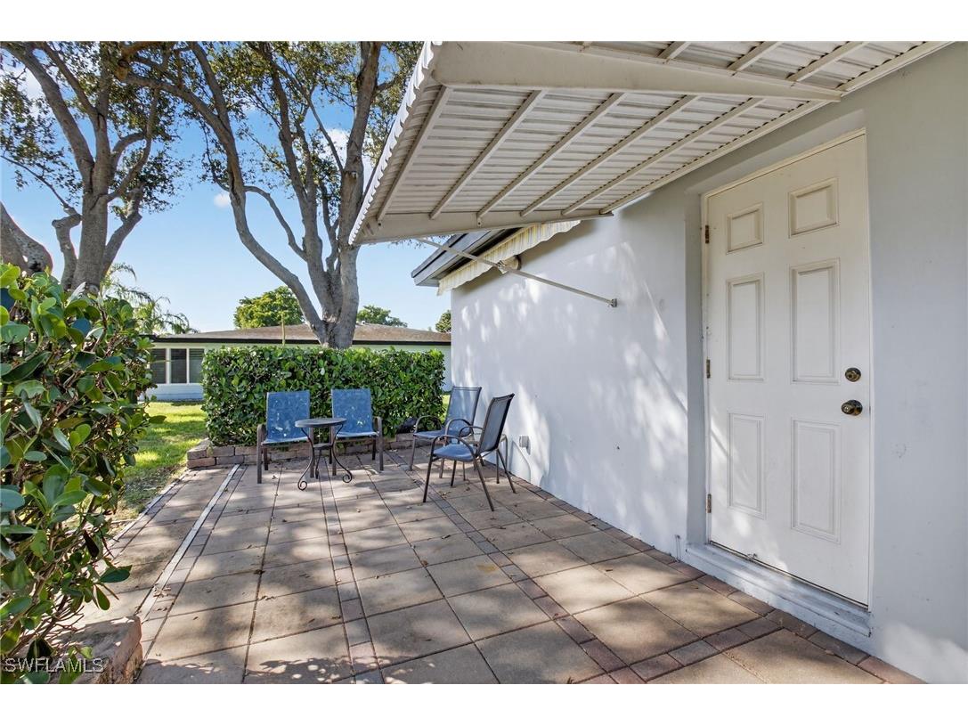 572 High Point Drive #D Delray Beach FL 33445 225080350 image2