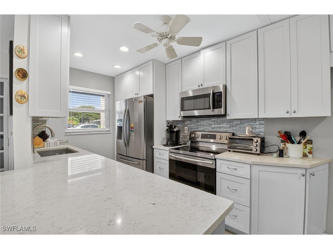 572 High Point Drive #D Delray Beach FL 33445 225080350 image7