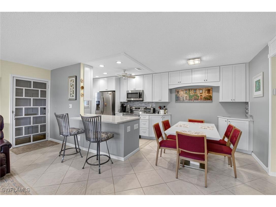 572 High Point Drive #D Delray Beach FL 33445 225080350 image8