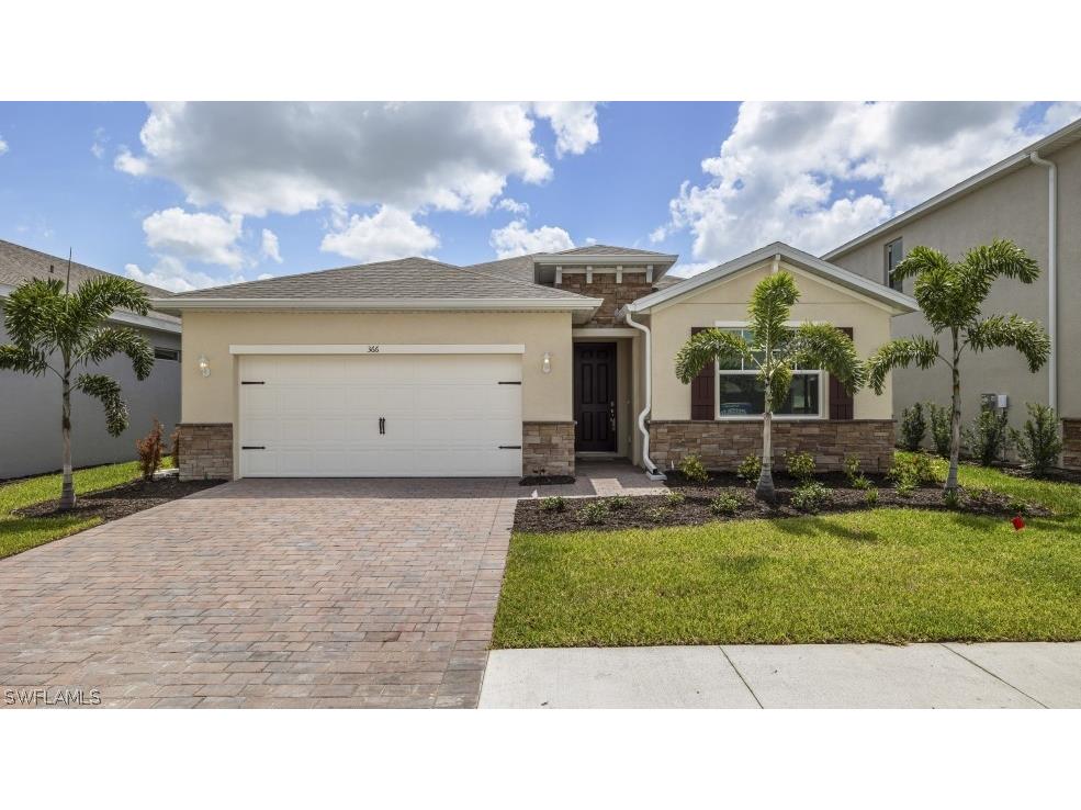 572 Spring Hill Lake Loop Cape Coral FL 33993 226007849 image1