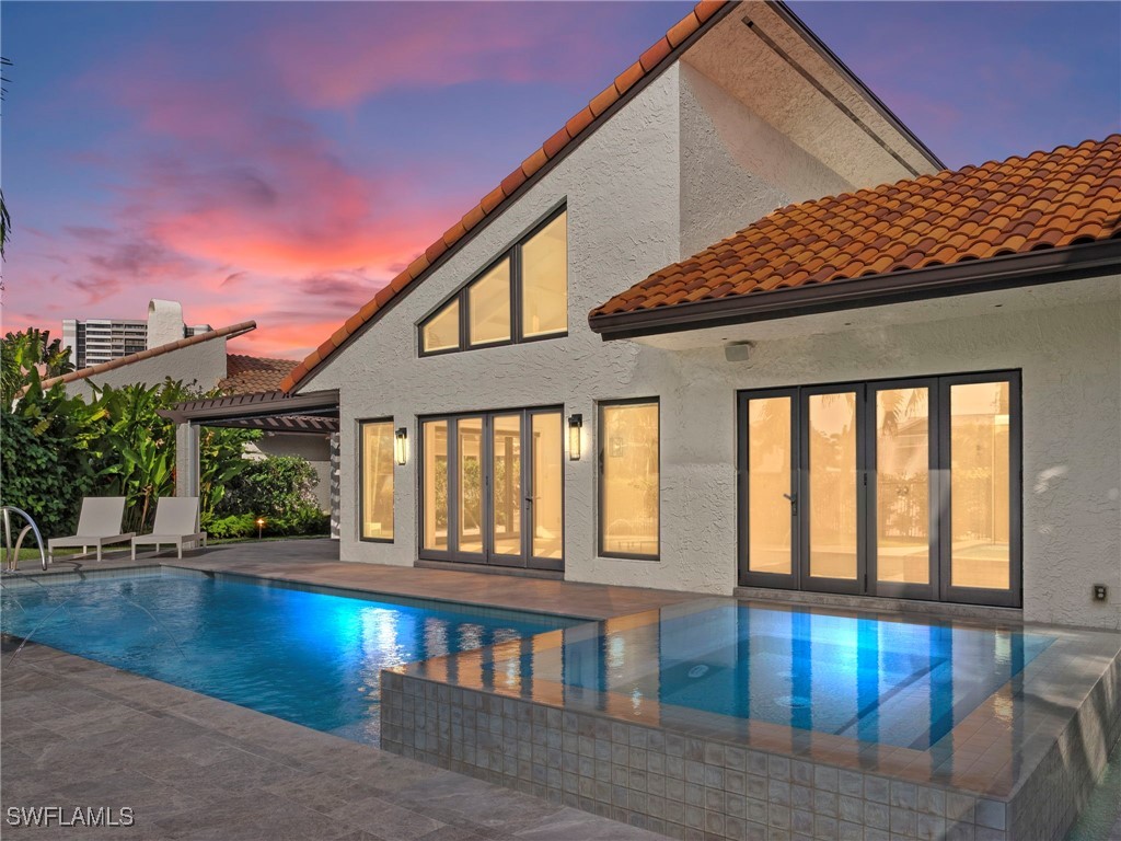 572 Tierra Mar Lane #19 Naples FL 34108 225079209 image1