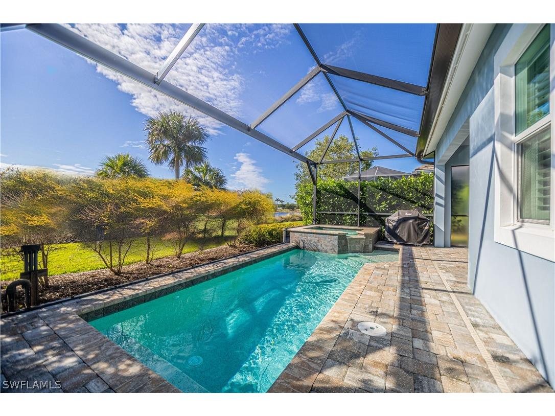 5720 Highbourne Drive Naples FL 34113 222090781 image1