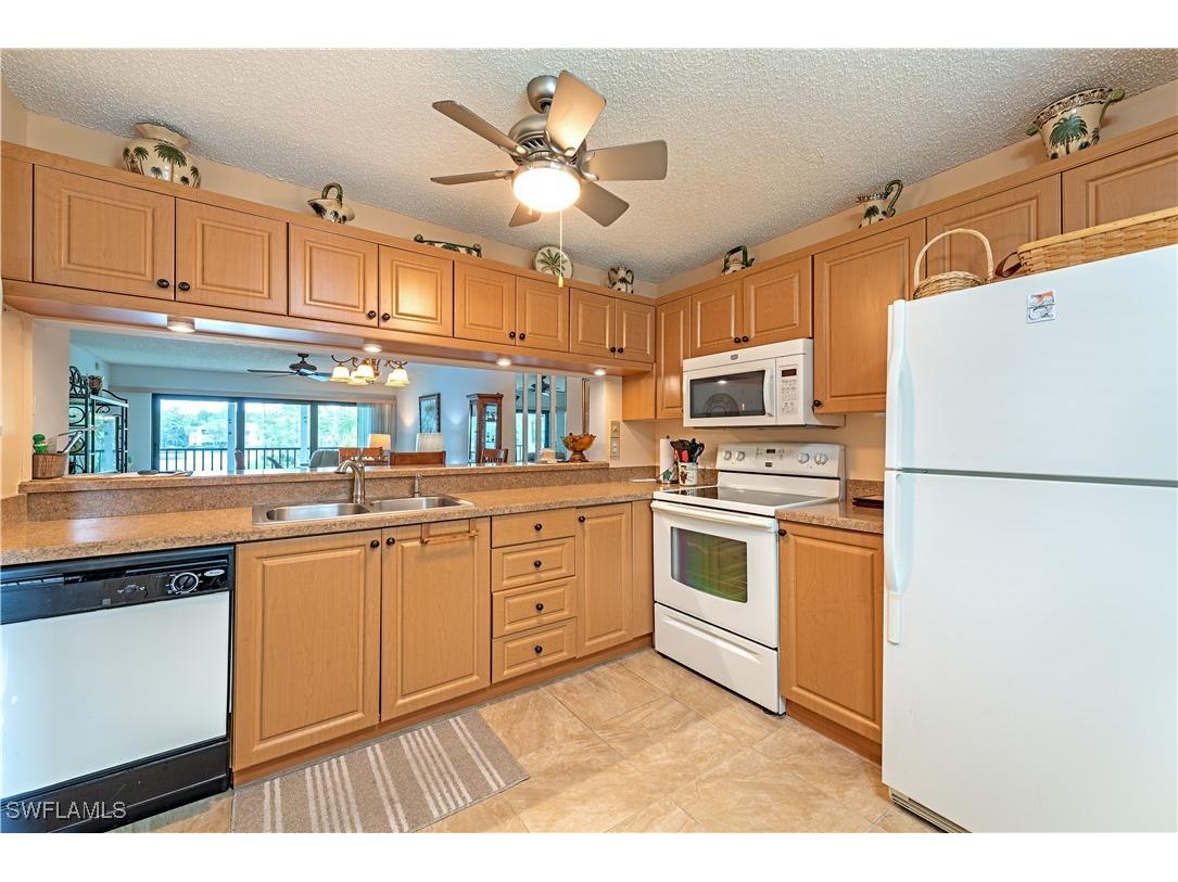 5724 Deauville Circle #H206 Naples FL 34112 224073378 image6