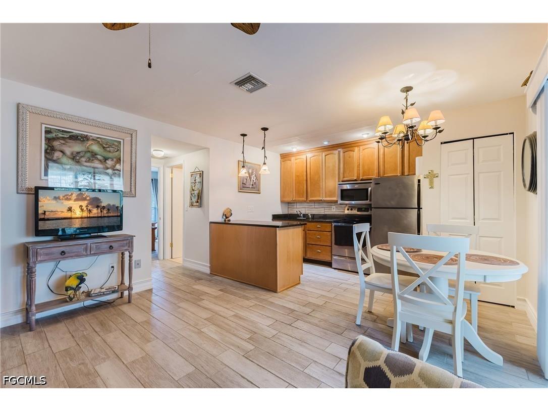 5725 Genesee Parkway #10 Bokeelia FL 33922 2026025178 image7