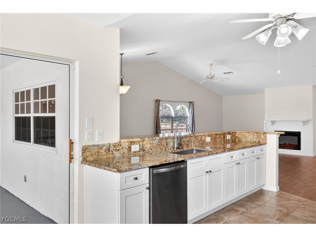 5727 Rose Garden Road #A Cape Coral FL 33914 2026007273 image11