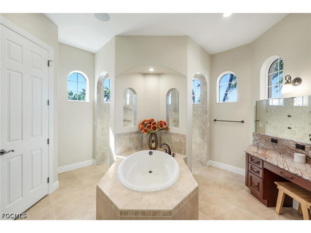 5727 Yardarm Court Cape Coral FL 33914 2026018810 image18