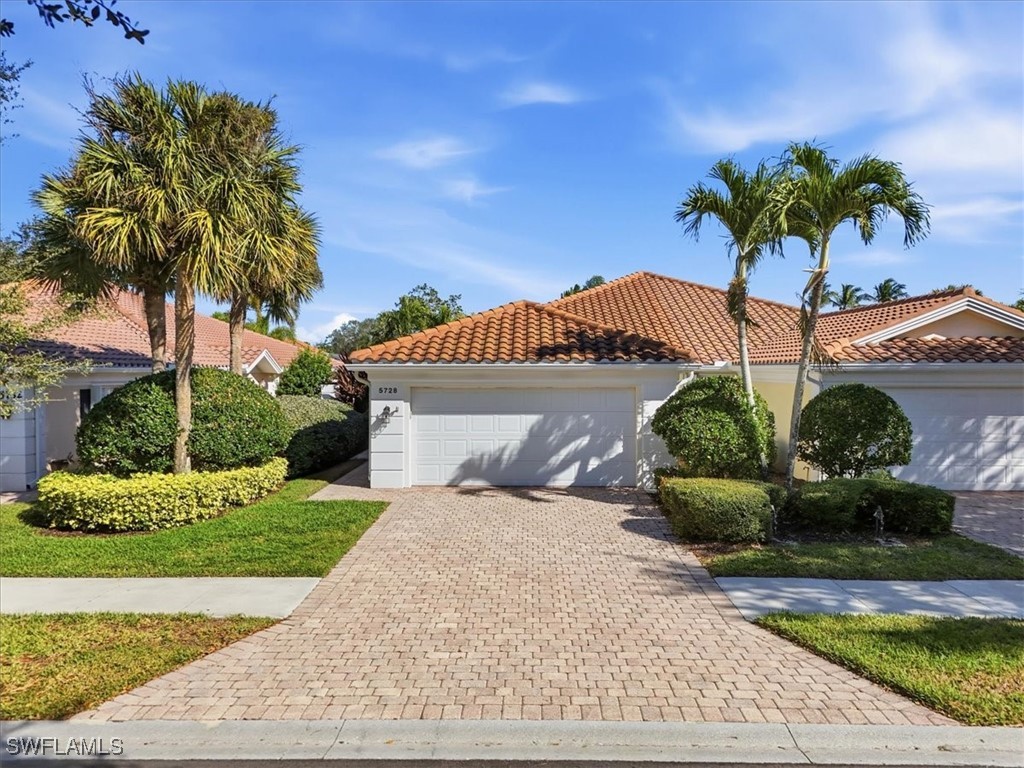 5728 Drummond Way Naples FL 34119 226004815 image1