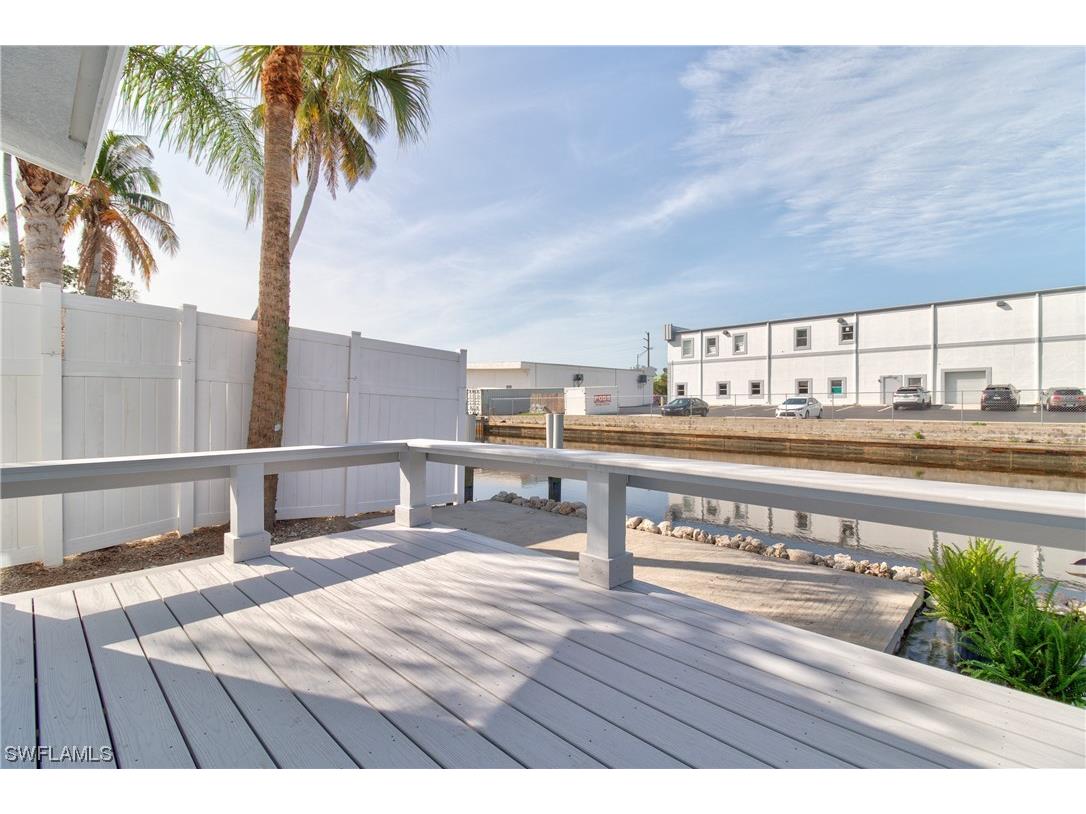  Naples FL 34102 224005018 image1