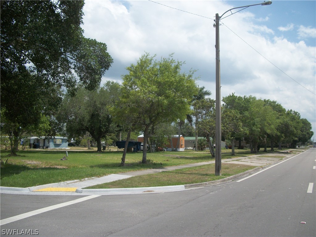 573 &51 Commercio Street Clewiston FL 33440 221034336 image1